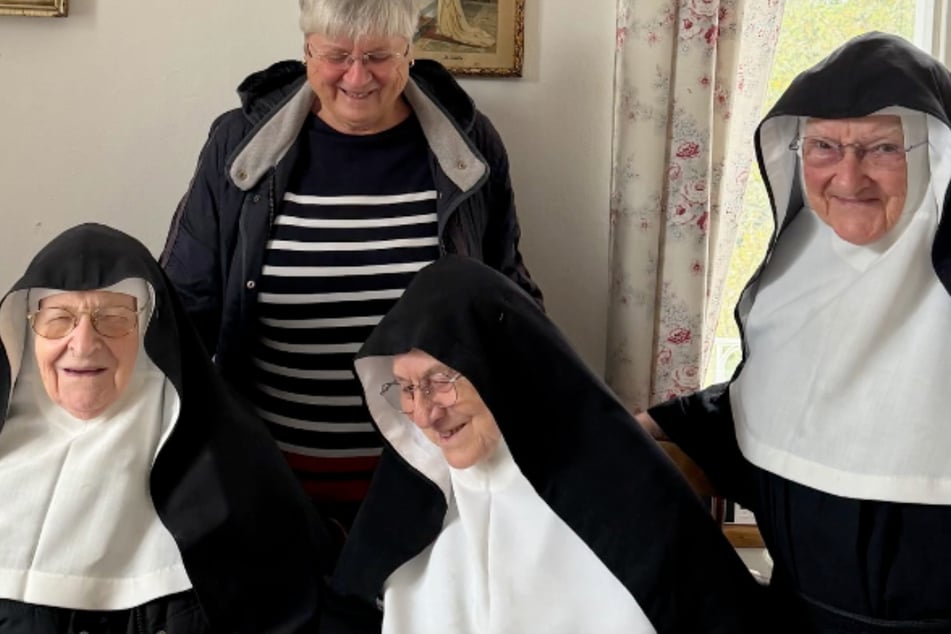 Mit viel Freude und Herzblut verwalten die drei Rebellinnen ihr Instagram-Account.