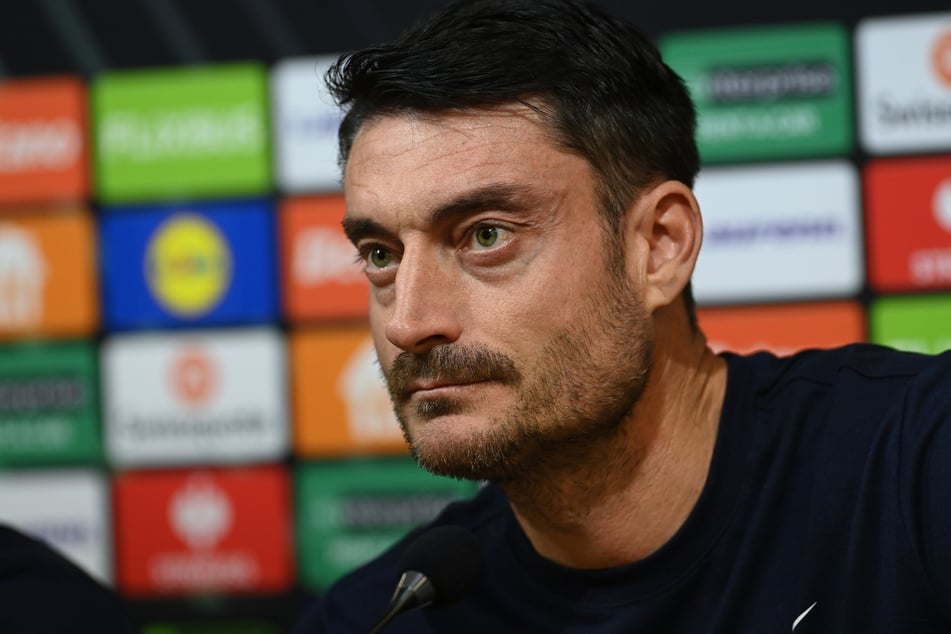 Albert Riera (43) ist offenbar Top-Kandidat für die Nachfolge von Dino Toppmöller bei Eintracht Frankfurt.