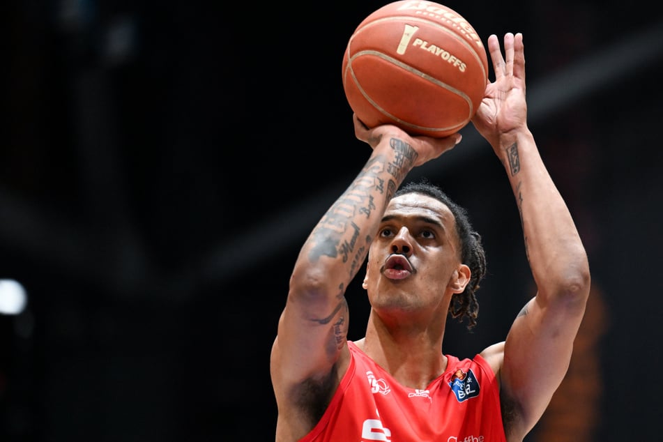 Die Chemnitzer um Kevin Yebo fuhren einen Auswärtssieg in London ein.