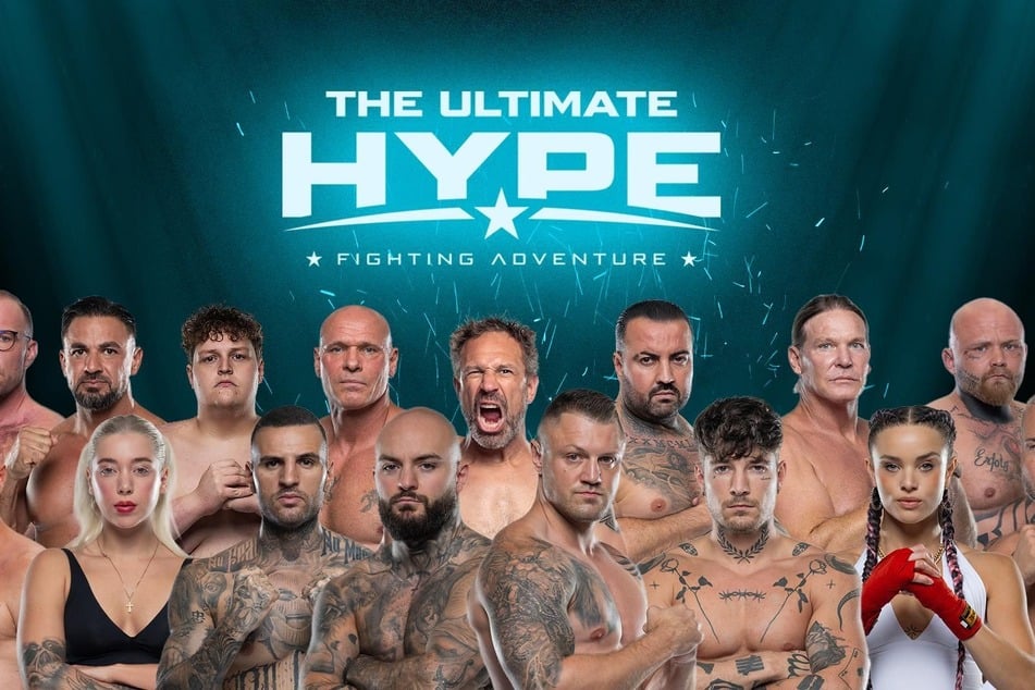 "The Ultimate HYPE" ist ein Kampf-Event auf RTL+, bei dem Creator, Profisportler und Realitystars in verschiedenen Disziplinen wie Arm Wrestling und Slapfight gegeneinander antreten. Evil Jared (56) ist in der Mitte zu sehen.