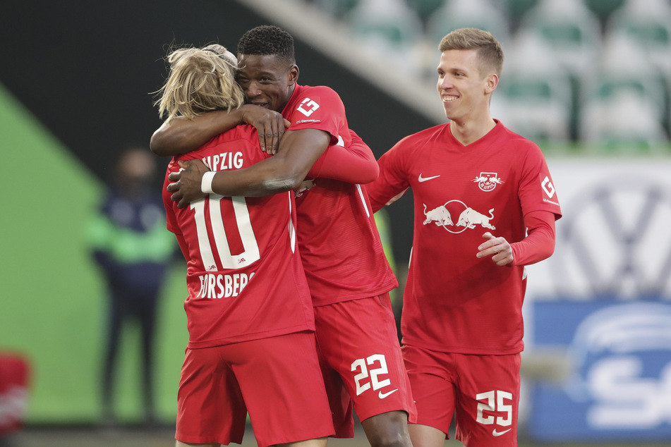 Dani Olmo (22,r.) machte durch einige starke Leistungen in dieser Saison auf sich aufmerksam. Gut möglich, dass ein Verein die hohe Ablösesumme für ihn zahlt.