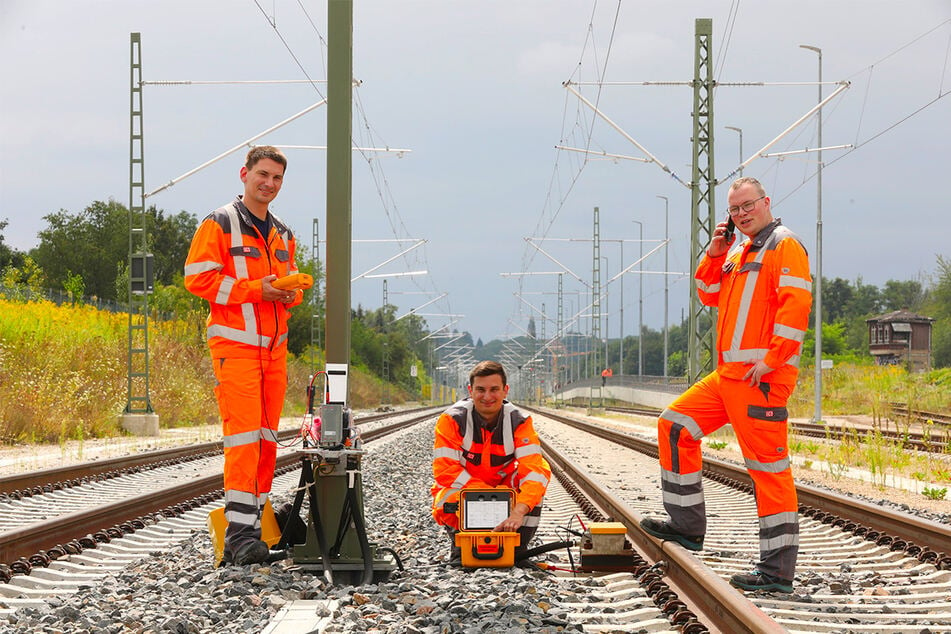 Mechaniker und Elektriker (m/w/d) haben bei der Deutschen Bahn ein vielfältigen und spannenden Arbeitsplatz.