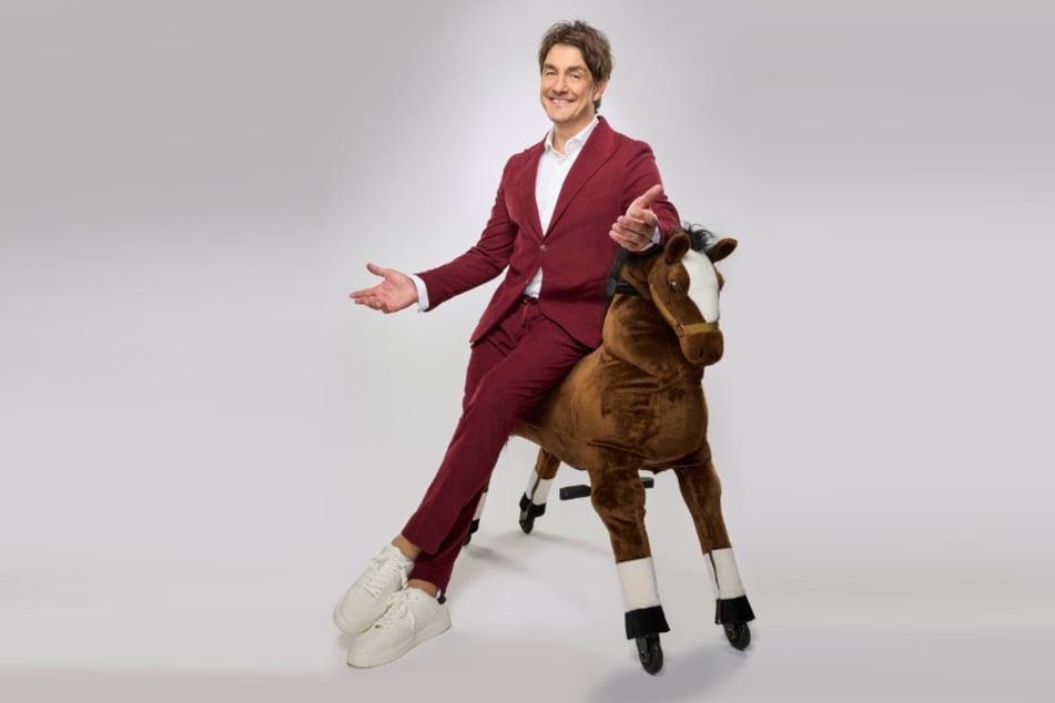Comedian Matze Knop tourt ab April mit seinem neuen Programm "Spitzenreiter" durch Deutschland.