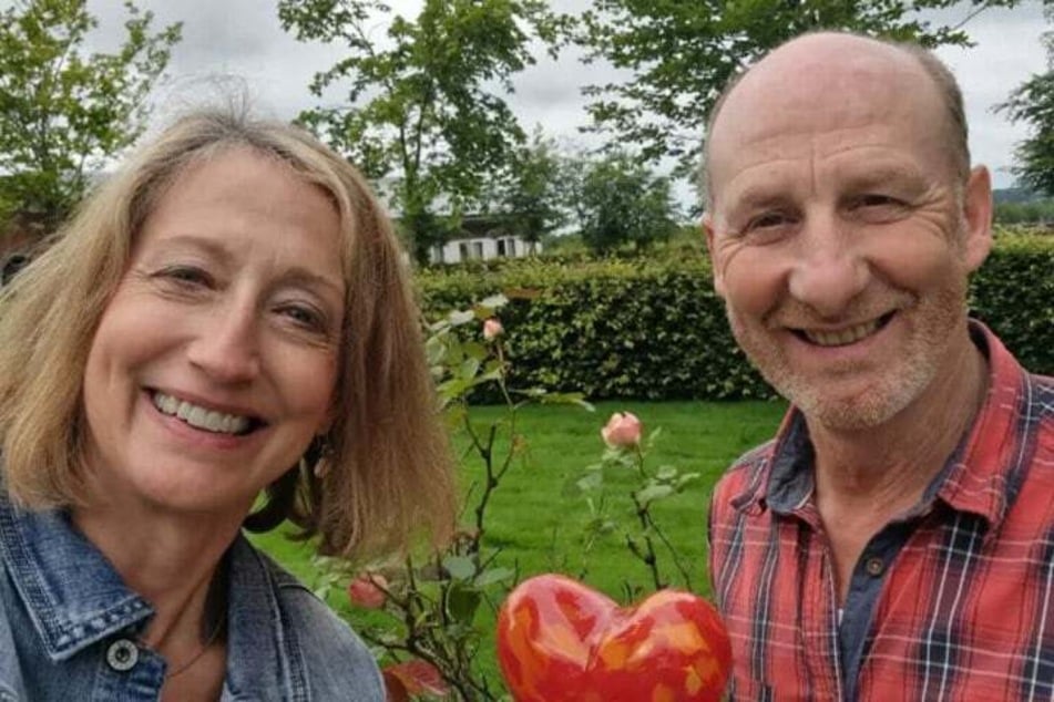 Lernten sich in der 19. Staffel von "Bauer sucht Frau" kennen: Pferdewirt Hans (67) und seine Hofdame Elke (64).