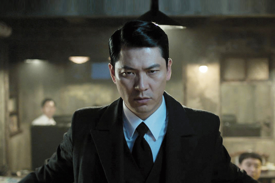 Kim Ki-Chae (Kim Sang-Kyung, 49) will den Mörder von Baek Doo-Hwan aufspüren. Doch was treibt den Militärpolizisten wirklich an?