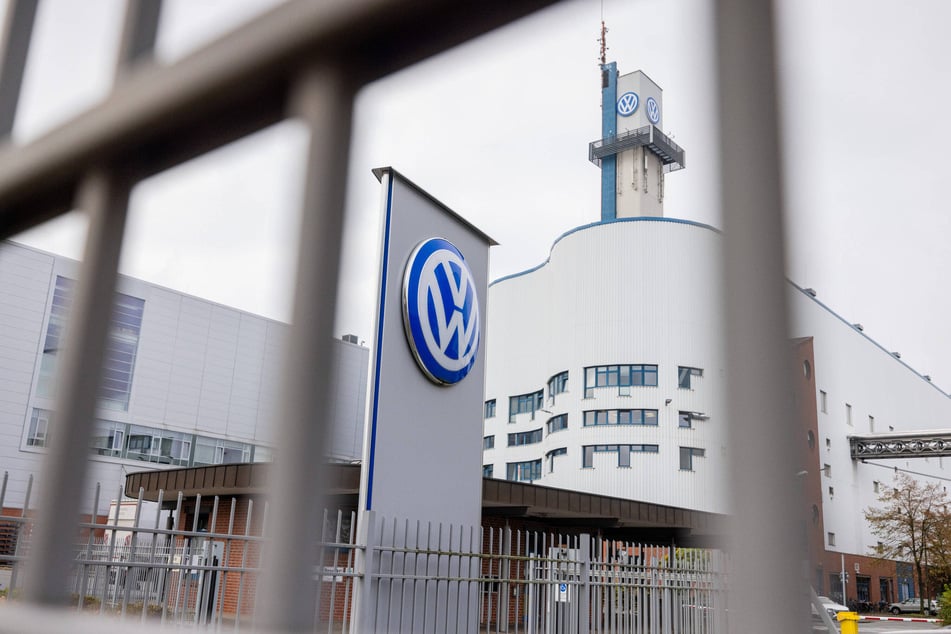 Dem VW-Standort in Osnabrück droht die Schließung. Kann er dank eines Waffen-Deals gerettet werden? (Archivfoto)