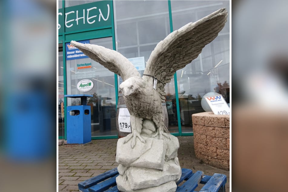 Wer hat diese Steinfigur gesehen und kann der Polizei helfen?