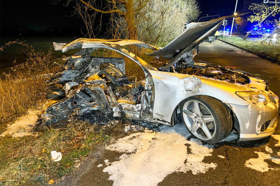 Bei einem Unfall im November 2022 wurde eine 17-Jährige getötet, nun stand der Fahrer vor Gericht.