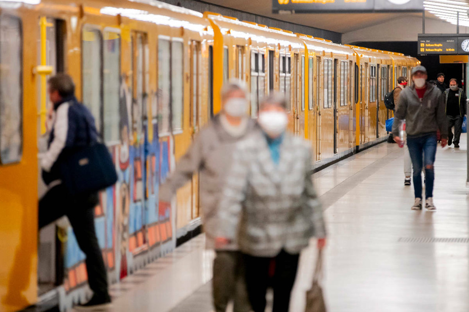 Berlin: BVG erhebt mehr als 500.000 Euro Bußgeld gegen Maskenmuffel