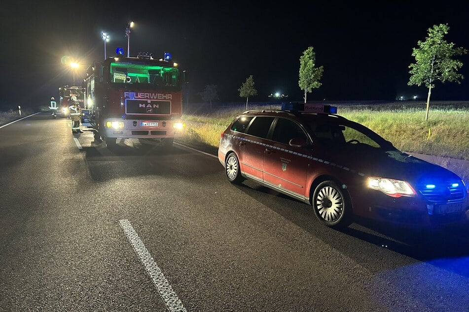 Die B176 musste während des Einsatzes vollständig gesperrt werden.
