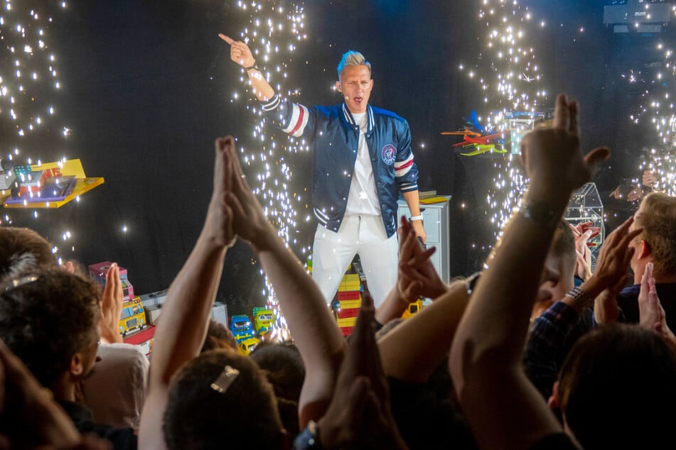 Rund um die tollen Preisen wird es eine Entertainment-Show der Extraklasse für alle Besucher geben.