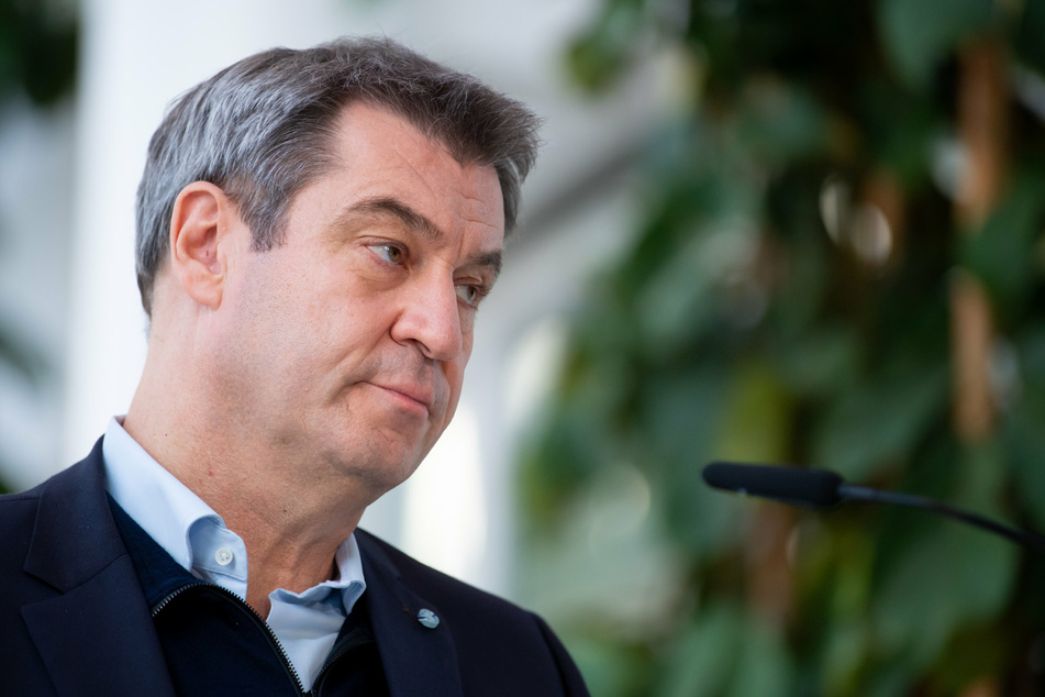 Markus Söder (54, CSU) forderte bundesweite Geisterspiele für die Bundesliga.