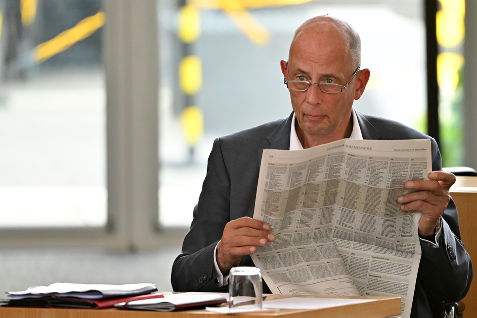 Thüringens Wirtschaftsminister Wolfgang Tiefensee (67, SPD) hat die Ampel-Koalition zum Handeln aufgefordert.