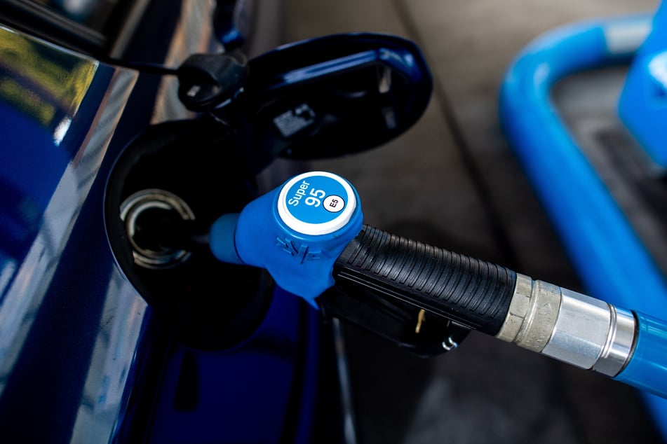 Die Kraftstoffpreise sind derzeit höher als vor Kriegsbeginn Ende Februar.