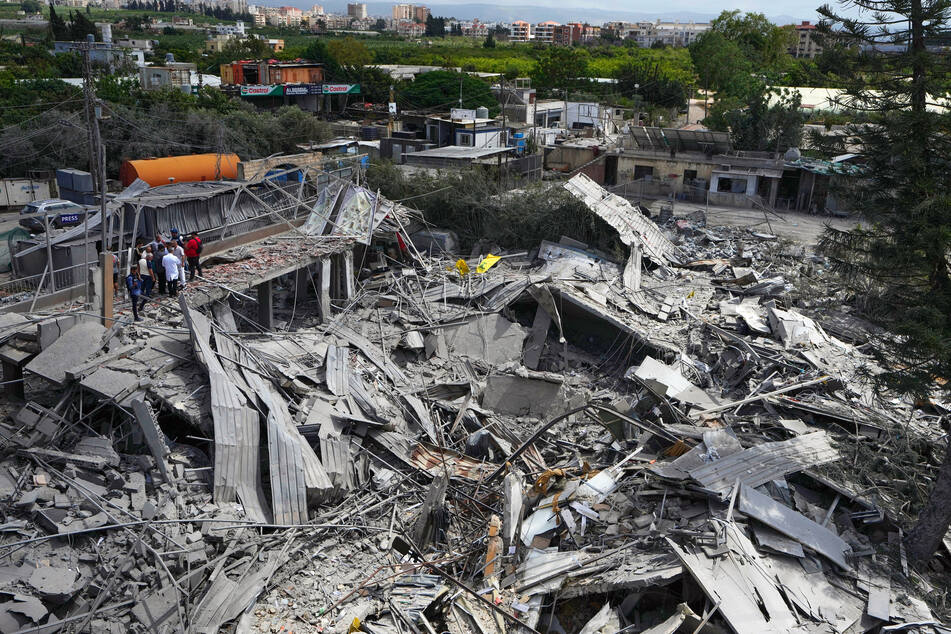Nahost-Konflikt: Israel greift weiter Gesundheitseinrichtungen an