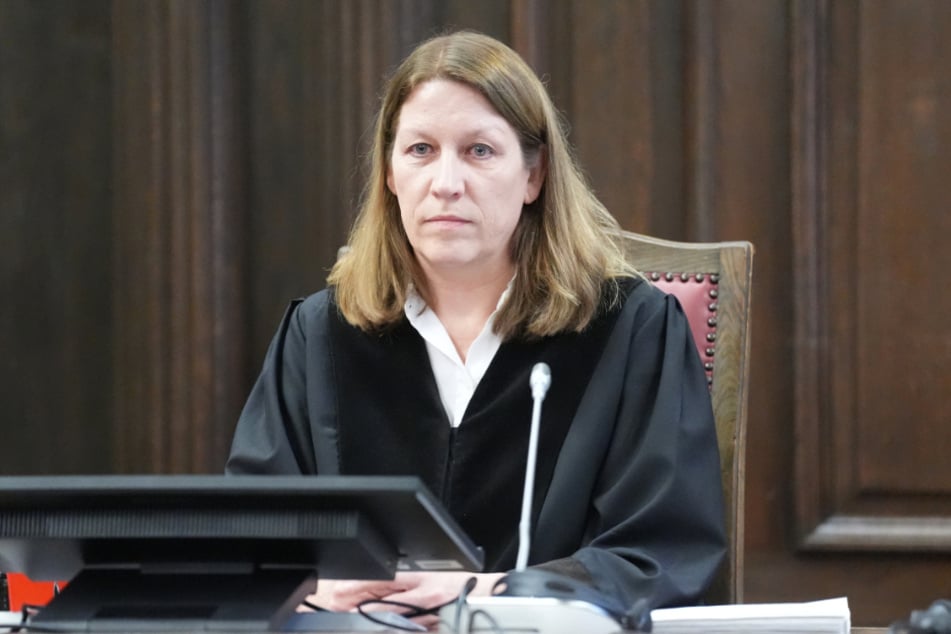 Die Vorsitzende Richterin Isabel Hildebrandt verkündete am Dienstag, dass ein geladener Zeuge doch nicht befragt werden kann.