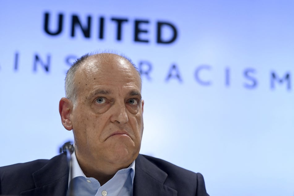 Liga-Präsident Javier Tebas (62) ist nicht dafür bekannt, den FC Barcelona für ihre Wirtschaftlichkeit zu loben.