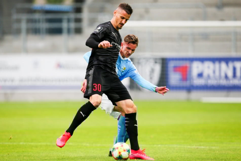 Ingolstadts Hoffnung: Wird Ex-Nürnberger Stefan Kutschke (l.) rechtzeitig für das Rückspiel fit? Mit 13 Toren und vier Vorlagen in 37 Liga-Spielen ist der Kapitän der Tor-Garant des FCI.