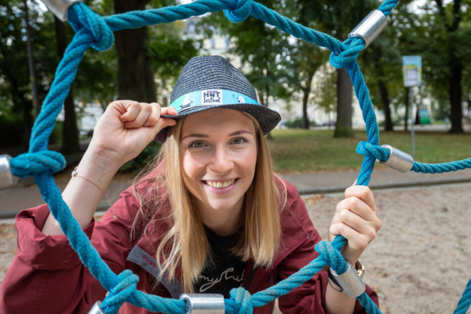 Aber bitte mit Hut: Nathalie Beyreuther (27) schlägt den Lessing-Platz als Veranstaltungsort vor.
