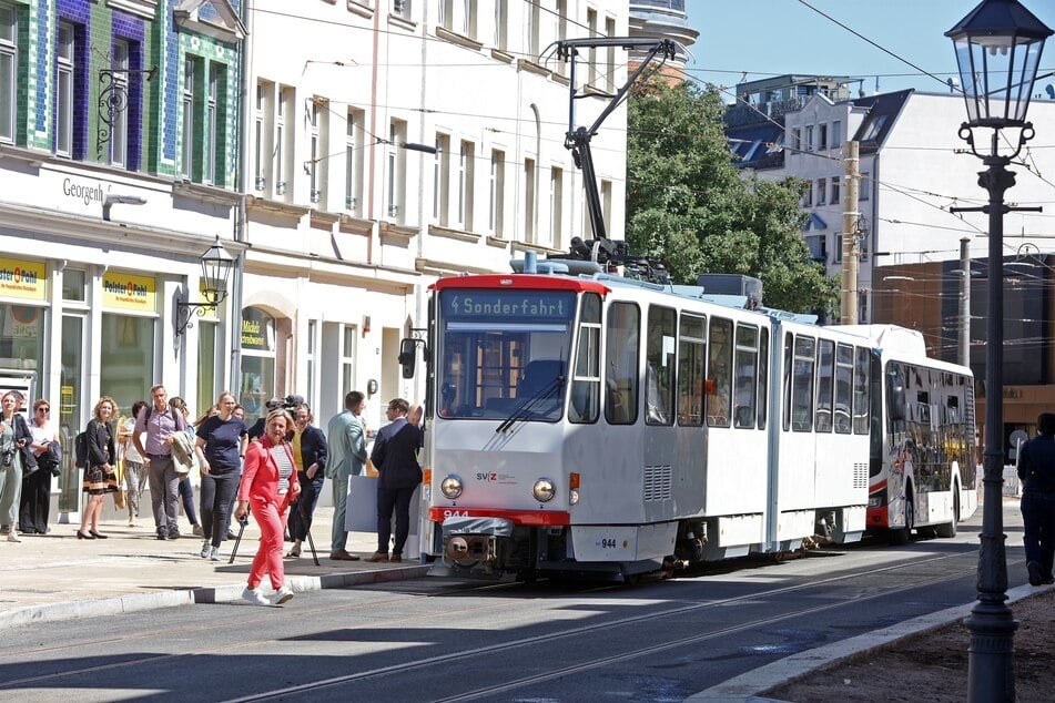 Bis "TINA" durch Zwickau fährt, verkehren übergangsweise weiterhin Tatra-Bahnen.