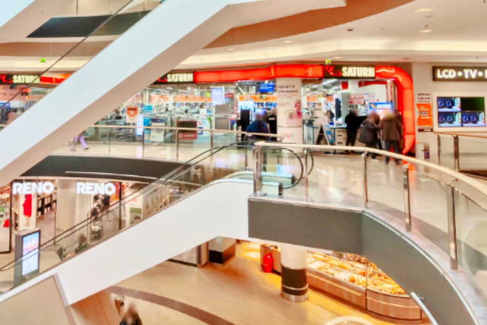 Saturn in Berlin-Marzahn (Eastgate).