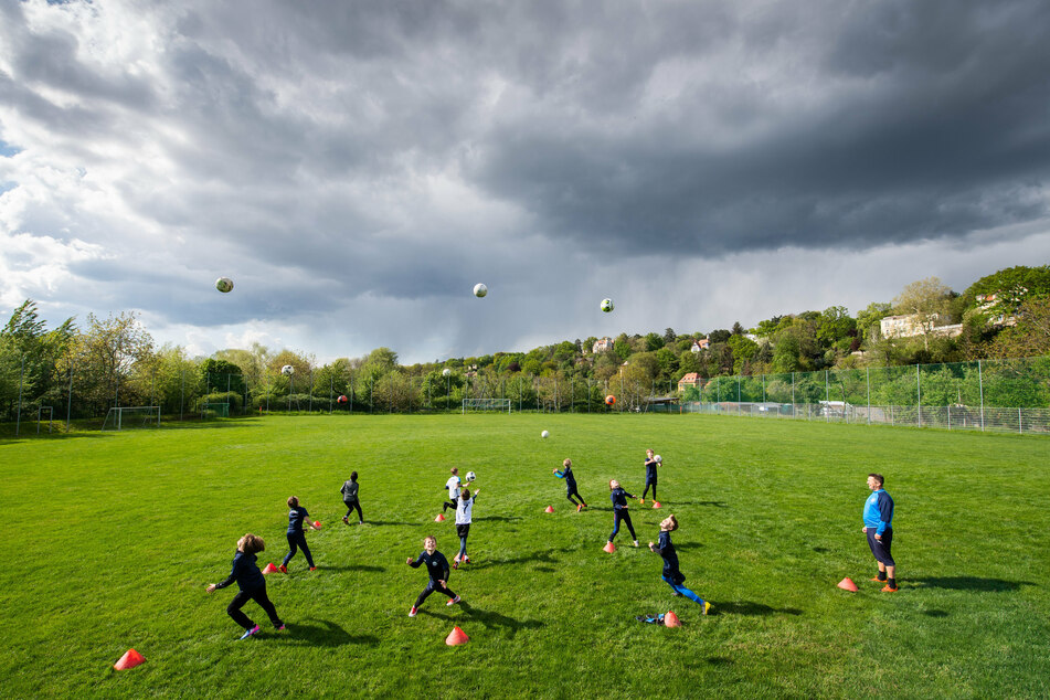 Vereinssport draußen ist ab sofort wieder möglich.