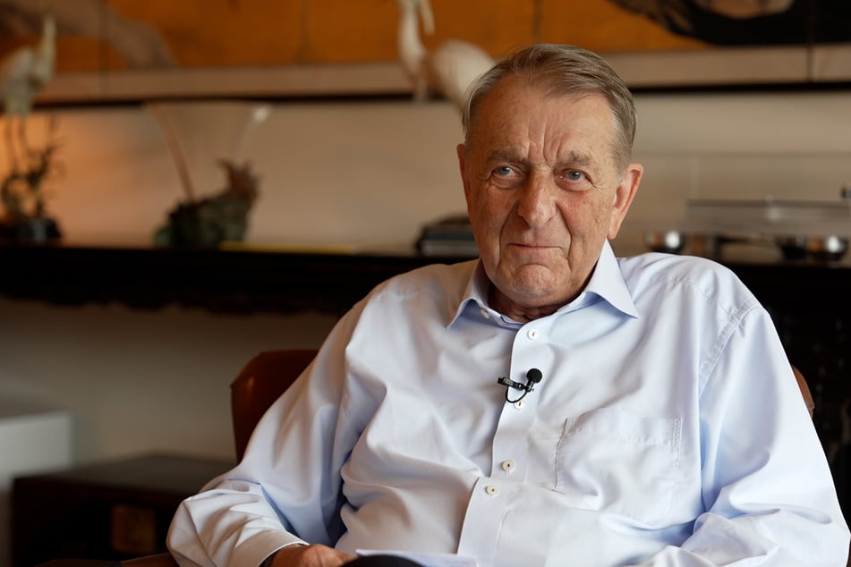 Im Interview mit NEWS5 gab sich der MediaMarkt-Gründer vorsichtig optimistisch.