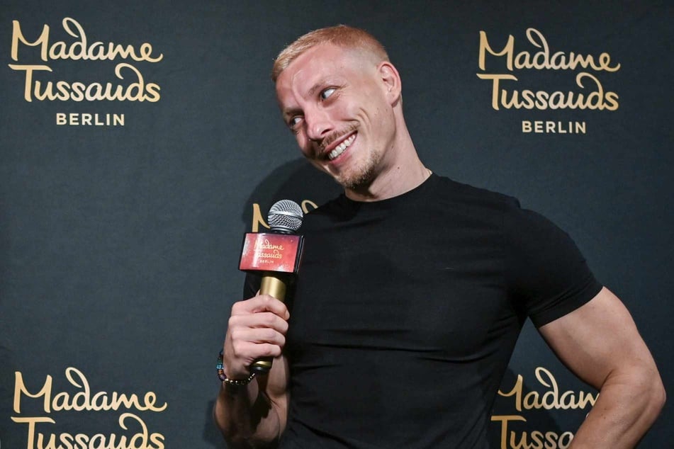 Felix Lobrecht (36) gehört zu den erfolgreichsten Podcastern und Stand-up-Comedians in Deutschland.