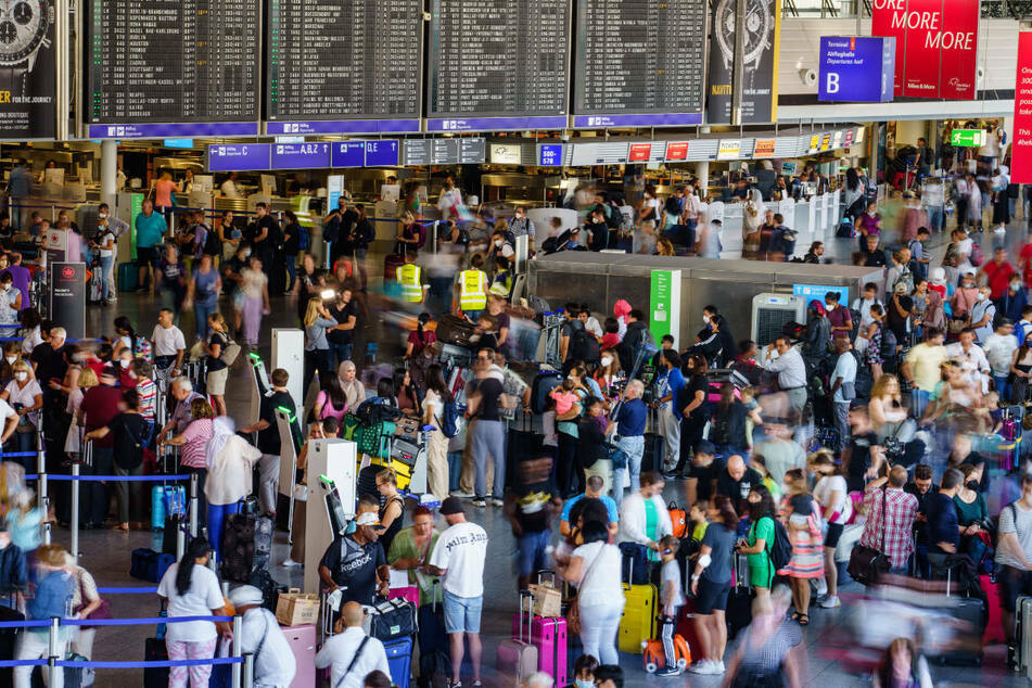 Mega-Chaos am Flugschalter? So lief der Start in die Ferien bislang