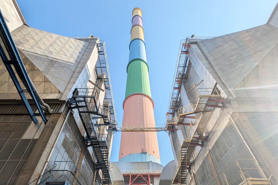 Der farbenfrohe Schornstein ist inzwischen ein echtes Highlight in Chemnitz.