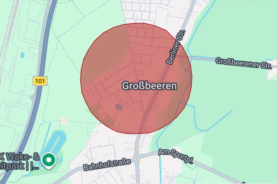 Im Bereich um die Teltower Straße Ecke Poststraße musste ein etwa 500 Meter großes Gebiet abgesperrt werden.
