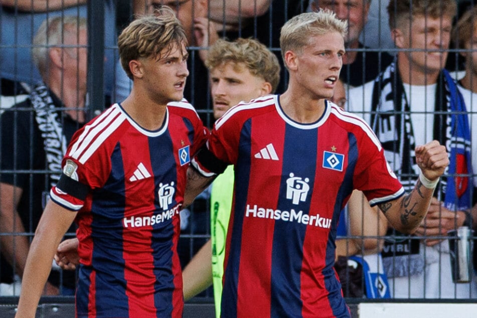 Die Matchwinner für den HSV: Doppelpacker Albert Grönbaek (r.) und Super-Youngster Louis Lemke.