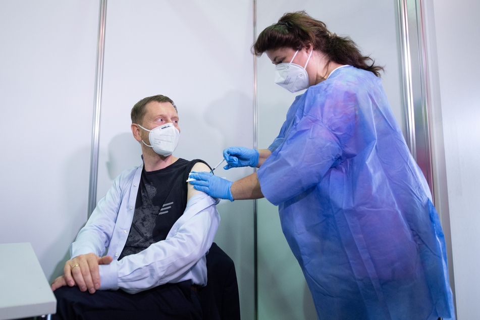 Kretschmer hat am 9. Juli im Dresdner Impfzentrum seinen zweiten Piks gegen das Coronavirus erhalten.