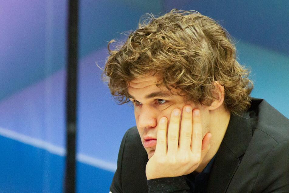 Kann man überhaupt von einer WM sprechen, wenn der amtierende Weltmeister Magnus Carlsen (32) fehlt? Es wird definitiv einen neuen Champion geben.