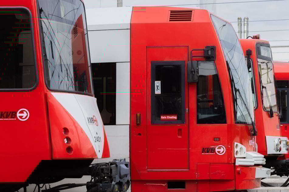 Am kommenden Donnerstag soll der Ersatzbahnsteig an der Haltestelle "Porz Markt" in Richtung Innenstadt endlich in Betrieb genommen werden.