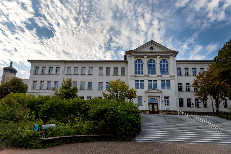 Am Marienberger Gymnasium gibt es einen Corona-Fall. Mehrere Schüler befinden sich aktuell in Quarantäne.