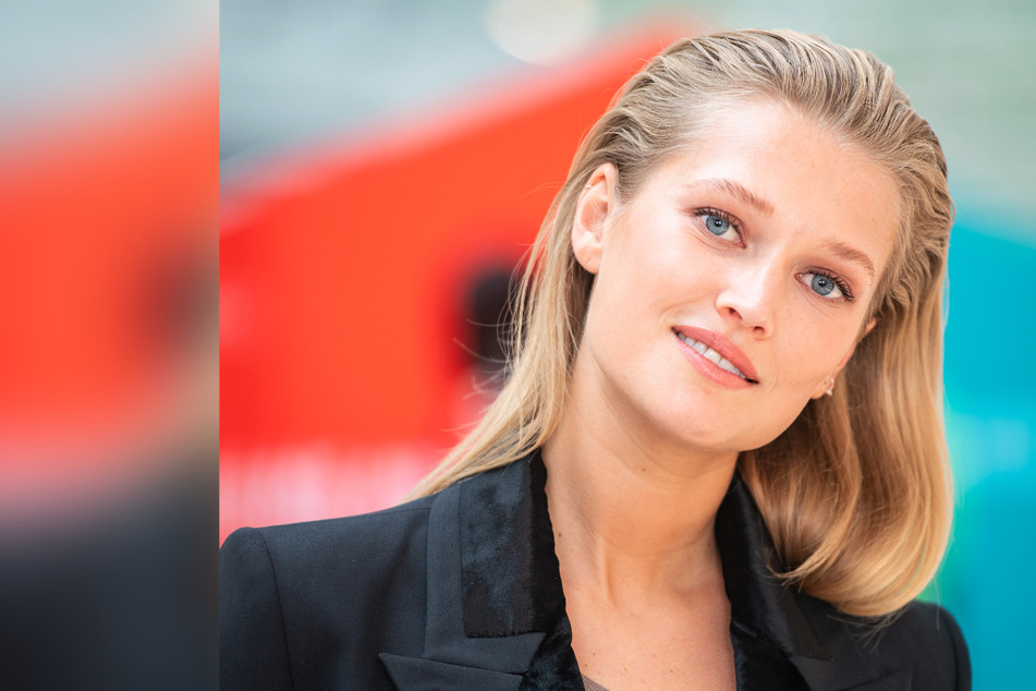 Topmodel Toni Garrn zeigt sich mit Kugelbauch auf der Vogue!