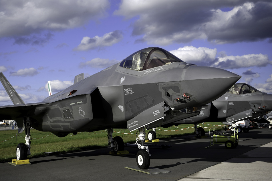 Die F-35 Maschinen (Foto) sollen als Nachfolgemodell der vor mehr als 40 Jahren eingeführten Tornado-Flotte beschafft werden.