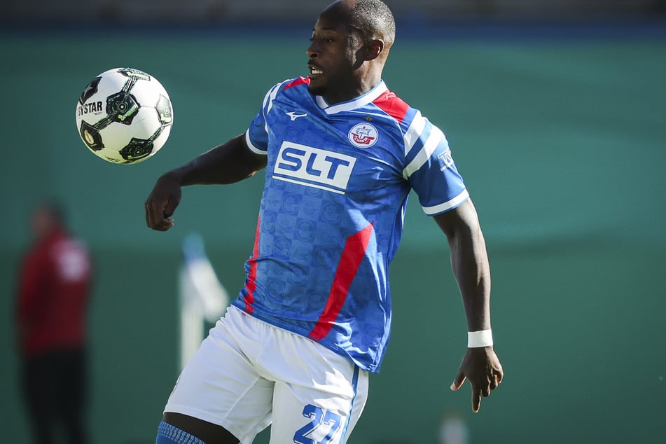 Christian Kinsombi (26) verlässt Hansa Rostock nach drei Jahren.