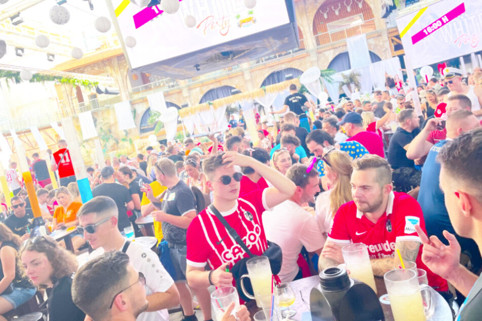 Mit unserer Sonderaktion "Sommerkino" spart Ihr satte 50 Prozent auf Tickets.
