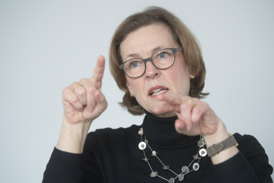 Beate Bube, Präsidentin des Landesamtes für Verfassungsschutz Baden-Württemberg, spricht während eines Interviews.