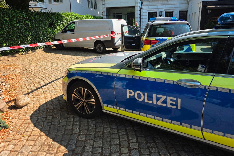 Sendungen geklaut und einer Kontrolle entzogen: Polizei fahndet nach zwei Tatverdächtigen