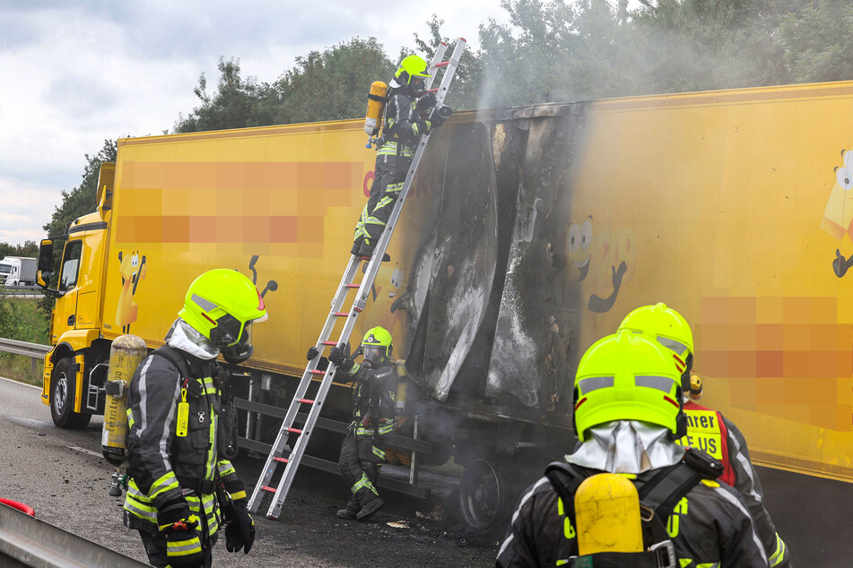 Zwar löschten die Einsatzkräfte den Brand blitzschnell, die Lebensmittel waren nicht mehr zu retten.