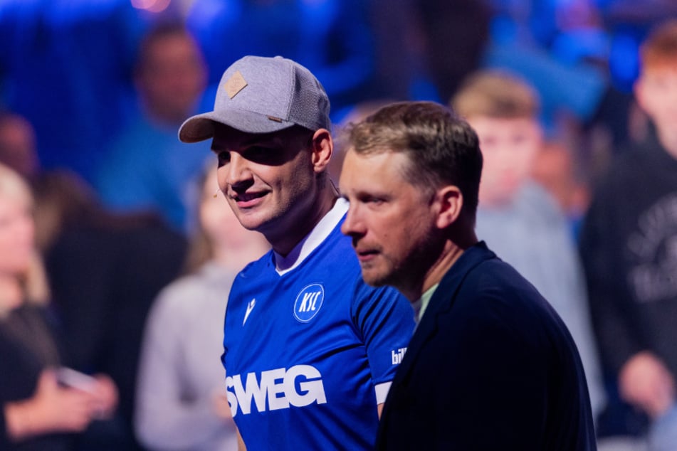 Zusammen mit Kumpel Pietro Lombardi (34) könnte er schon bald im Reality-TV zu sehen sein.
