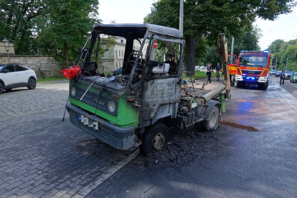 Während der Fahrt fing der Multicar plötzlich Feuer.