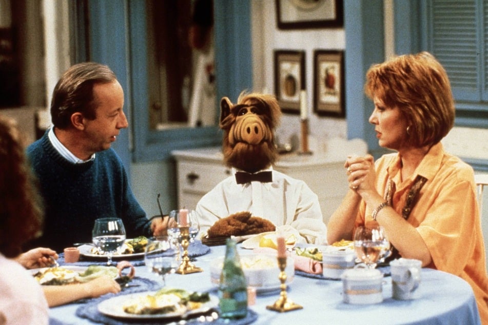 Schedeen war in 102 Folgen "Alf" zu sehen.