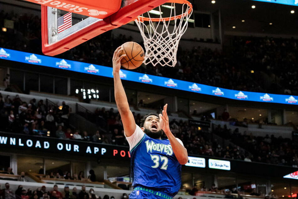 Karl-Anthony Towns starred for the T'Wolves in their win over the Warriors.