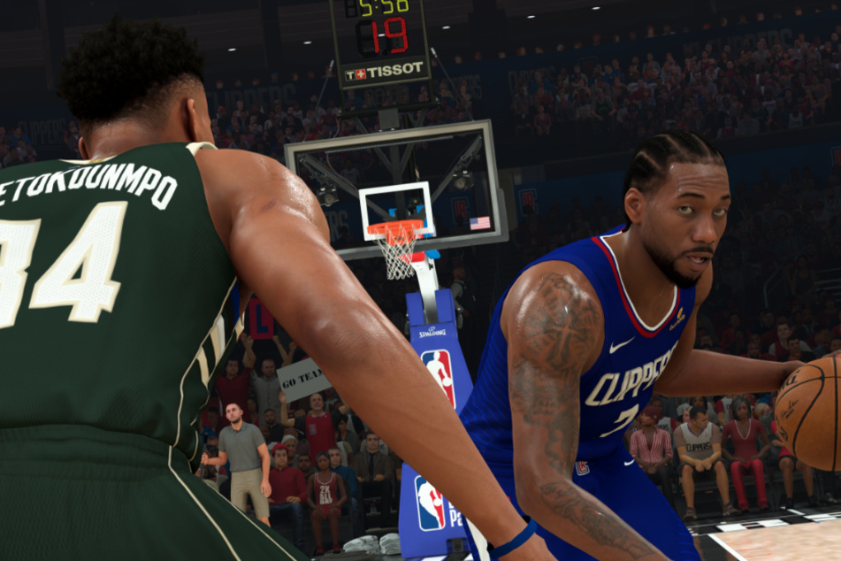 Superstar Giannis Antetokounmpo (links) von den Milwaukee Bucks verteidigt Kawhi Leonard von den LA Clippers.