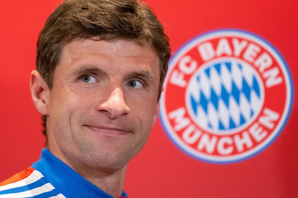 Thomas Müller (33) peilt im zweiten Jahr unter Trainer Julian Nagelsmann (35) mit dem FC Bayern München einmal mehr das Triple an.
