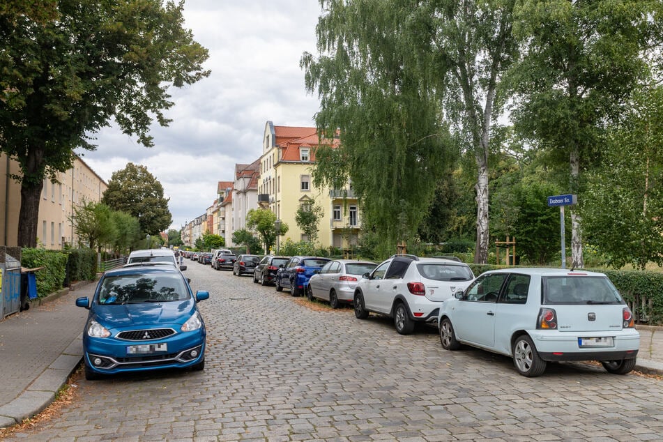 An der Deubener Straße in Löbtau werden die Anwohner bald an die Fernwärme angeschlossen.